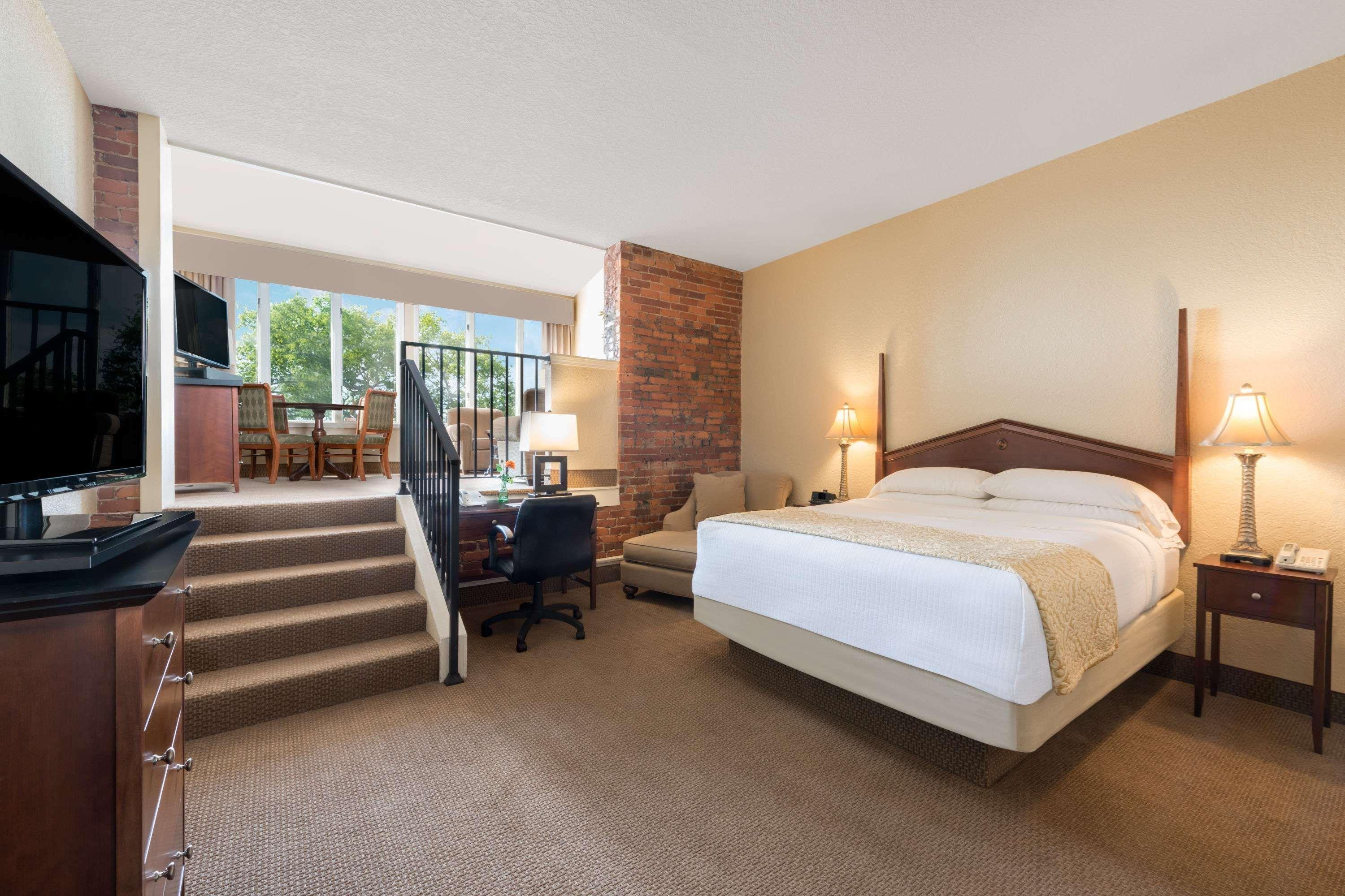 Hawthorn Extended Stay By Wyndham Rome Exterior photo